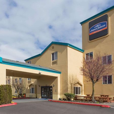 Howard Johnson By Wyndham Vancouver Hotel & Suites Экстерьер фото